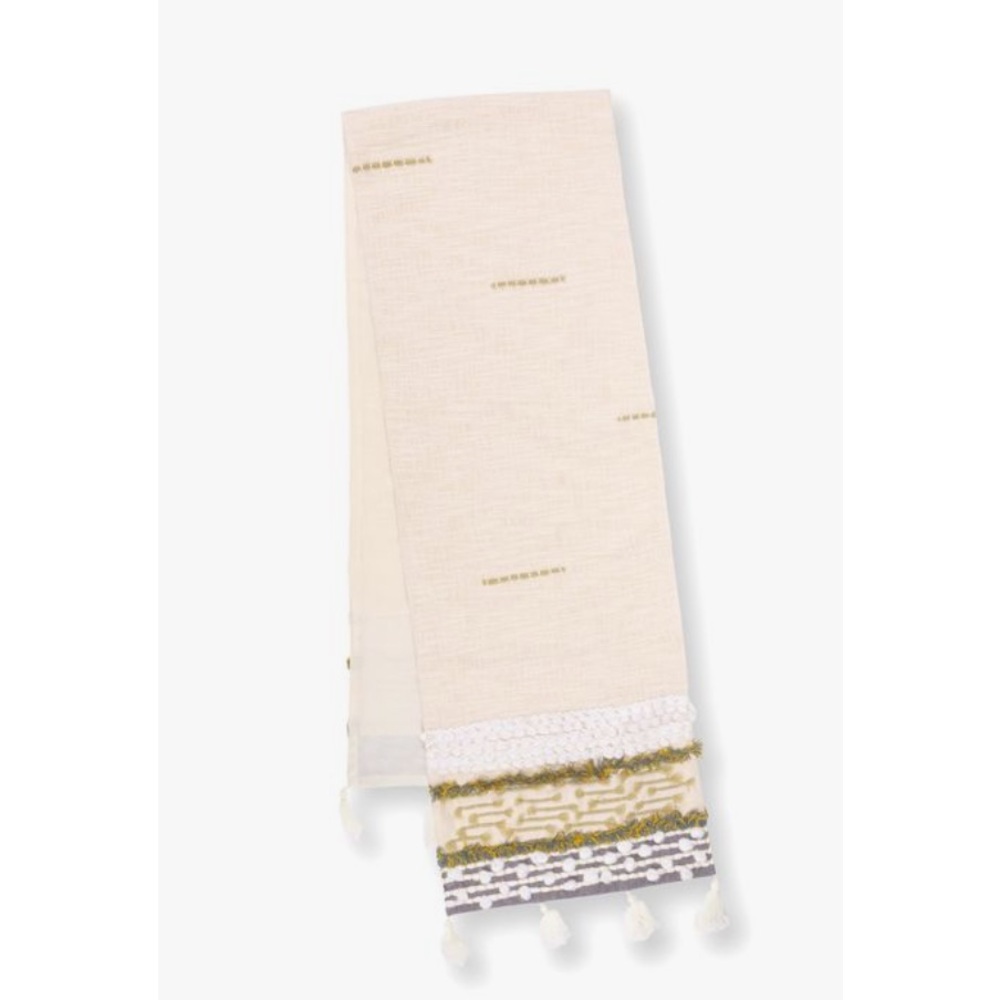 Pier1 1 Embroidered Table Runner with tassels new in beige , packaging